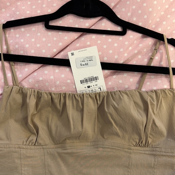 Zara Crop Top 🥥 - Picture 4 of 6